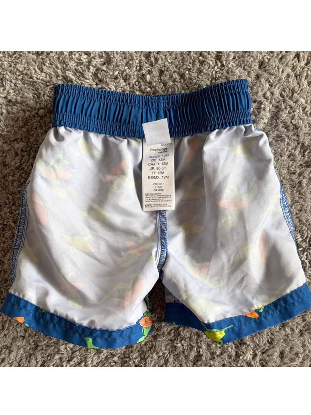 🦖 Carter’s 2-Pc Rash Guard & Swim Trunks Set | 12m - Picture 8 of 8